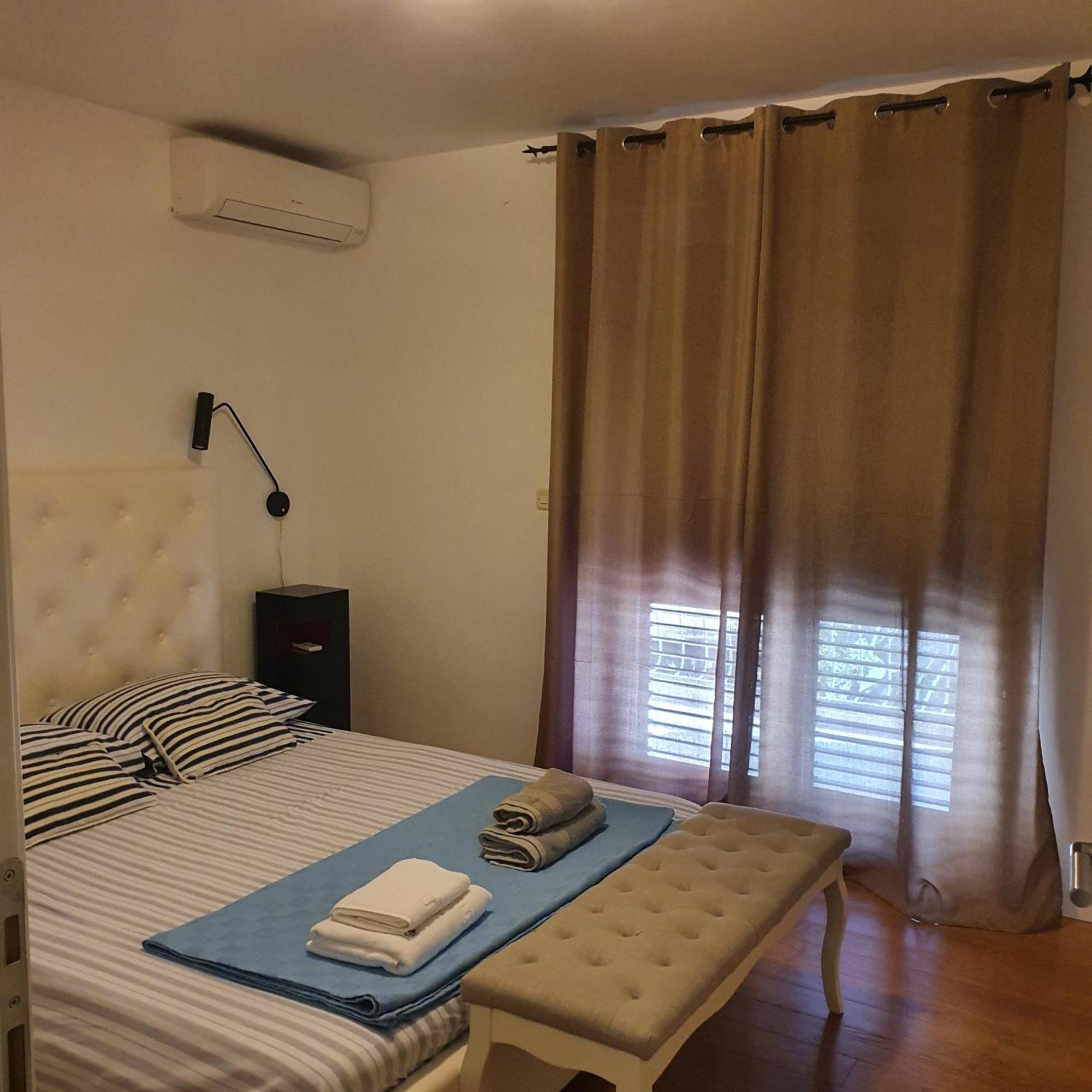 Apartments Legend Rovinj Pokoj fotografie
